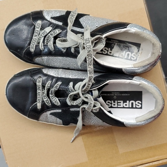 Golden Goose Deluxe Brand Venezia Low Cut Sneakers - Picture 13 of 16